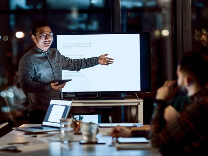 ビジネスコンサルティング会議